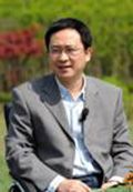 呂錦標，保利協鑫能源控股有限公司執行總裁特別助理、江蘇中能硅業科技發展有限公司副總經理
