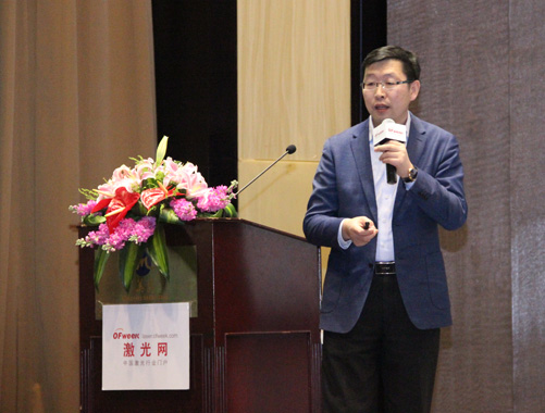 上海光學精密機械研究所趙全忠教授發表講話